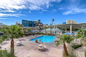 Studio 6 Suites Las Vegas, NV – Tropicana