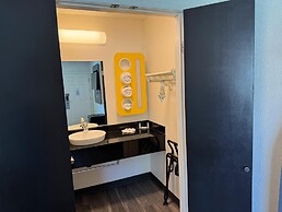 Studio 6 Suites Las Vegas, NV – Tropicana