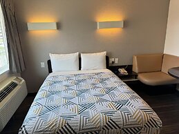 Studio 6 Suites Las Vegas, NV – Tropicana