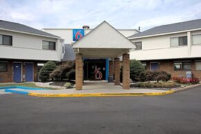 Motel 6 Piscataway, NJ