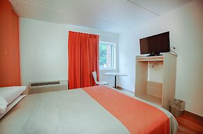Motel 6 Albany, NY
