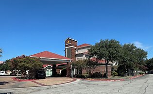 La Quinta Inn & Suites by Wyndham Dallas Arlington South