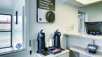 Motel 6 Everett, WA - North