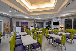 La Quinta Inn & Suites by Wyndham Birmingham Hoover