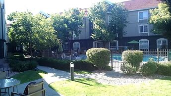 La Quinta Inn & Suites by Wyndham Denver Boulder-Louisville