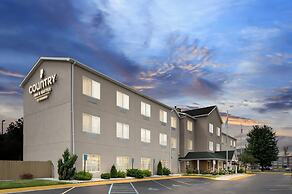 Country Inn & Suites by Radisson, Grand Rapids Airport, MI