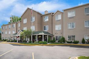 Country Inn & Suites by Radisson, Grand Rapids Airport, MI