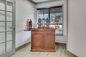 Country Inn & Suites by Radisson, Grand Rapids Airport, MI