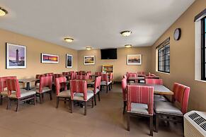 Comfort Inn Ludington near US-10