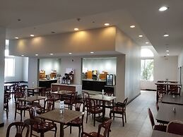 Holiday Inn Express Birch Run - Frankenmuth Area by IHG