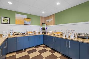 Spark by Hilton Bakersfield Central