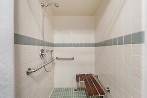 Best Western Plus John Jay Inn & Suites