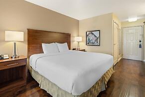 Best Western Plus John Jay Inn & Suites