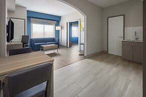 Holiday Inn Express and Suites Leesburg Historic District by IHG