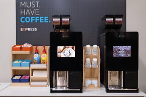 Holiday Inn Express and Suites Leesburg Historic District by IHG