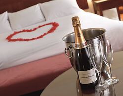 Macdonald Burlington Hotel