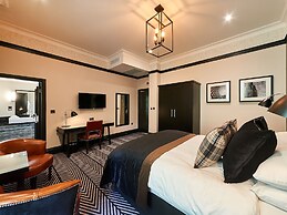 Macdonald Burlington Hotel