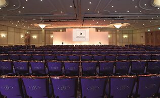 Macdonald Burlington Hotel