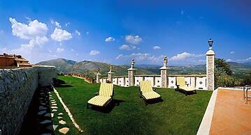 Castello Orsini Hotel