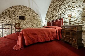 Castello Orsini Hotel