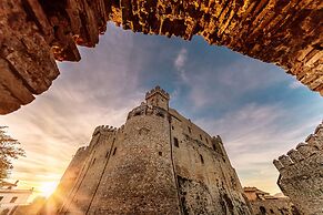 Castello Orsini Hotel