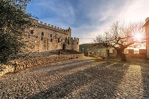 Castello Orsini Hotel