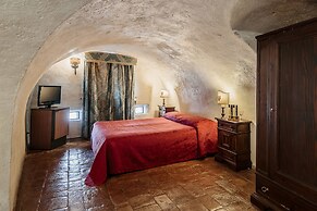 Castello Orsini Hotel