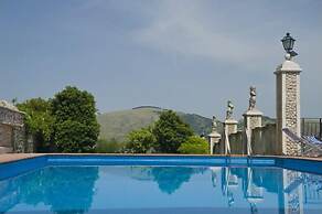 Castello Orsini Hotel