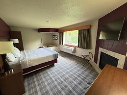 AmericInn by Wyndham Baldwin