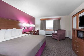 AmericInn by Wyndham Baldwin