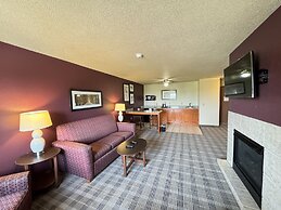 AmericInn by Wyndham Baldwin
