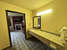 AmericInn by Wyndham Baldwin