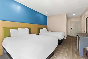 Sonesta Essential IAH Airport JFK Boulevard