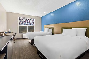 Sonesta Essential IAH Airport JFK Boulevard