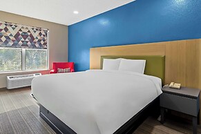 Sonesta Essential IAH Airport JFK Boulevard