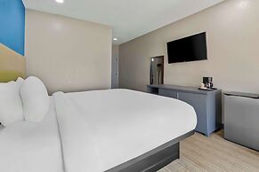 Sonesta Essential IAH Airport JFK Boulevard
