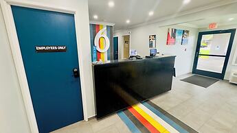 Motel 6 McGraw, NY - Cortland