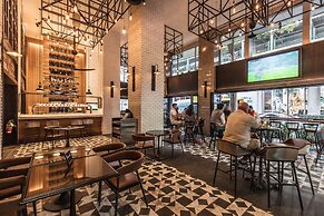 Holiday Inn Bangkok by IHG