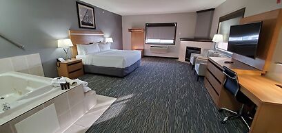 Wingate by Wyndham Lethbridge