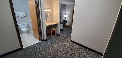 Wingate by Wyndham Lethbridge