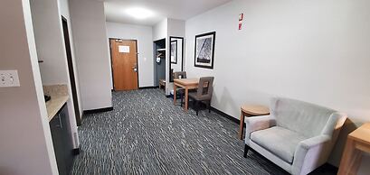 Wingate by Wyndham Lethbridge