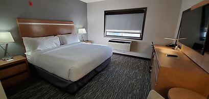 Wingate by Wyndham Lethbridge