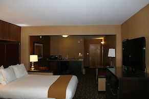Holiday Inn Express and Suites Vineland Millville by IHG