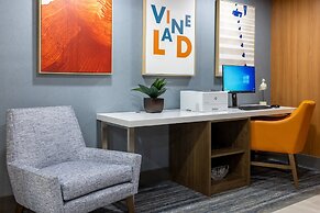 Holiday Inn Express and Suites Vineland Millville by IHG