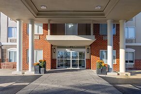 Holiday Inn Express and Suites Vineland Millville by IHG