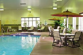 Holiday Inn Express and Suites Vineland Millville by IHG