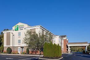 Holiday Inn Express and Suites Vineland Millville by IHG