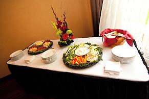 Holiday Inn Express and Suites Vineland Millville by IHG