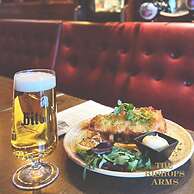 Hotel Bishops Arms Mora