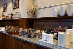 Hotel Bishops Arms Mora